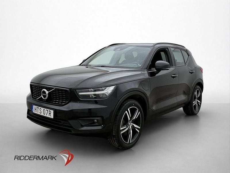 Begagnad Volvo XC40 R-Design 262 HK (192 kW) 2020 Svart SUV