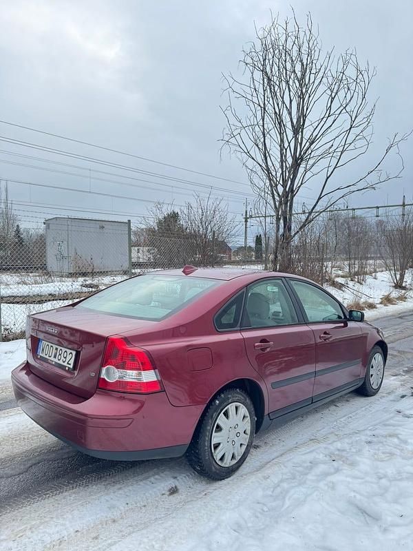 Begagnad Volvo S40 125 HK (91 kW) 2005 Sedan