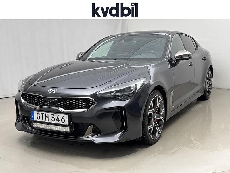 Begagnad Kia Stinger GT 370 HK (272 kW) 2018 Grå Halvkombi