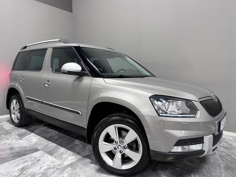 Ljusbrun Begagnad 2014 Skoda Yeti SUV | 129 900 kr (Marknadspris) - Bild 1/4