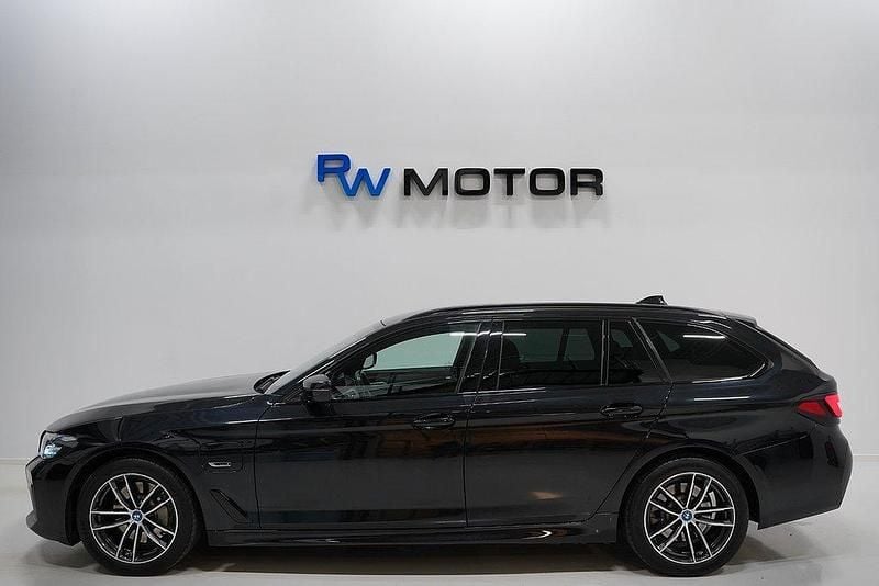 Begagnad BMW 530e M Sport 292 HK (214 kW) 2021 Svart Kombi