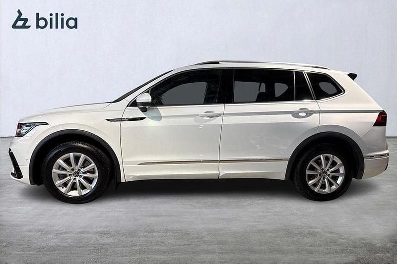Begagnad VW Tiguan Allspace 203 HK (149 kW) 2023 Vit SUV