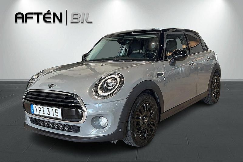Grå Begagnad 2018 Mini Cooper Pepper Halvkombi | 149 000 kr (Marknadspris) - Bild 1/3