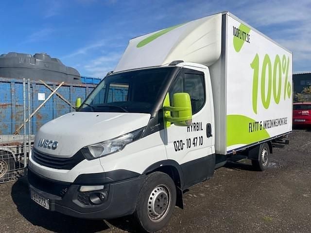 Vit Begagnad 2017 Iveco Daily | 287 500 kr - Bild 1/4
