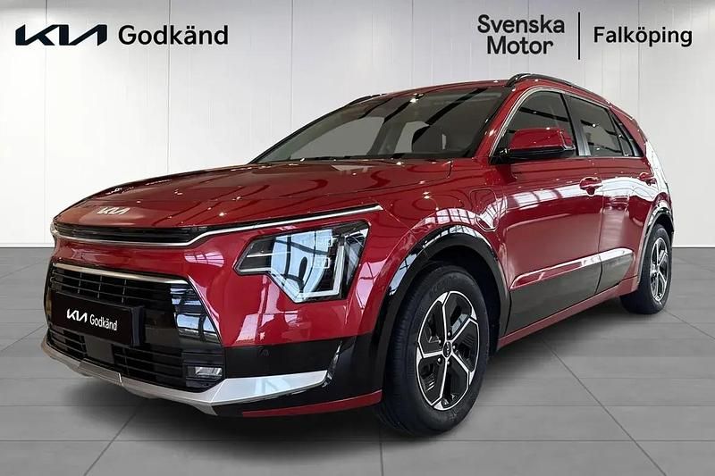 Begagnad Kia Niro 185 HK (136 kW) 2023 Röd SUV
