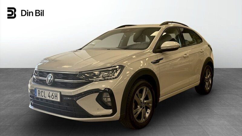 Grå Begagnad 2022 VW Taigo R-line SUV | 229 800 kr (Marknadspris) - Bild 1/4
