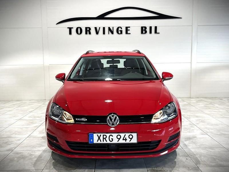 Begagnad VW Golf VII 110 HK (80 kW) 2015 Röd Kombi
