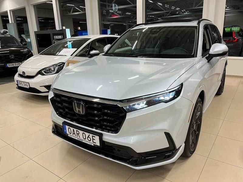 Silver Begagnad 2023 Honda CR-V Hybrid SUV | 589 900 kr - Bild 1/4