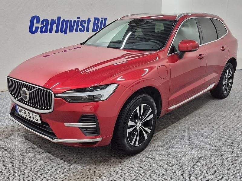 Fusion red metallic Begagnad 2024 Volvo XC60 Core SUV | 535 000 kr (Lite dyr) - Bild 1/4