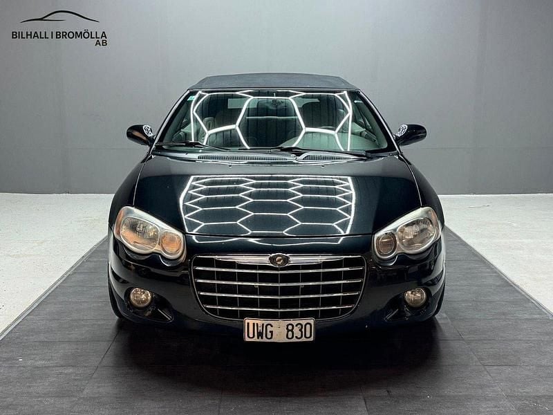 Svart Begagnad 2004 Chrysler Sebring Cabriolet Cab | 59 900 kr (Dyr) - Bild 1/4
