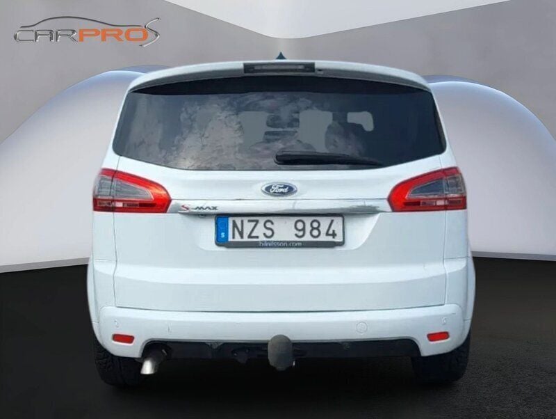 Vit Begagnad 2013 Ford S-MAX Business Edition Minibuss | 89 900 kr (Marknadspris) - Bild 1/3