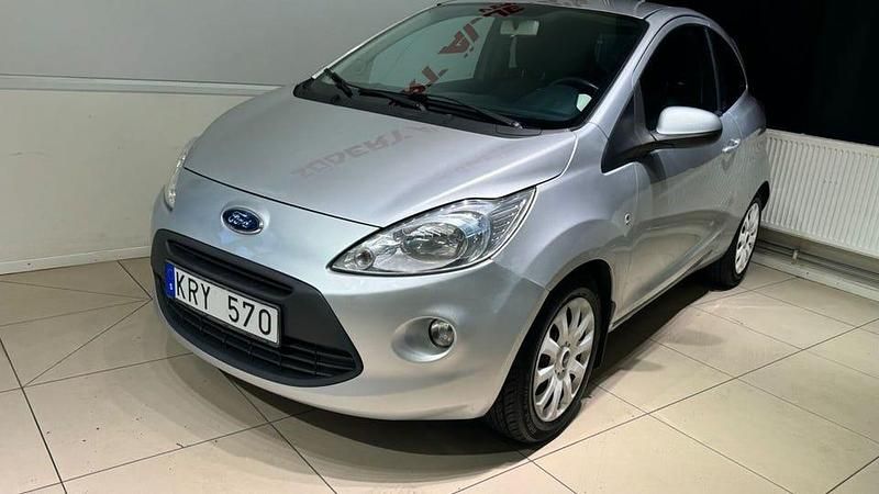 Begagnad Ford Ka Titanium 70 HK (51 kW) 2010 Grå Halvkombi