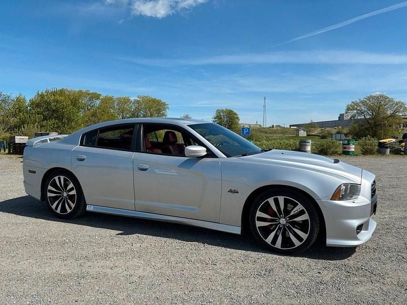Silver Begagnad 2012 Dodge Charger Sedan | 239 000 kr - Bild 1/4