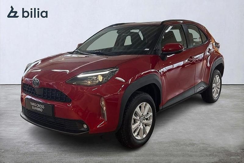 Ny 2025 Toyota Yaris Cross Active SUV | 315 800 kr (Marknadspris) - Bild 1/4