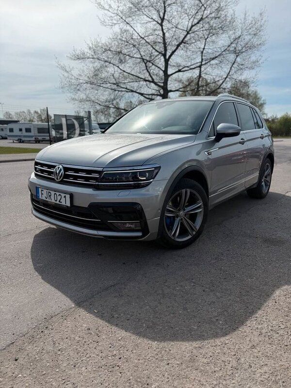 Silver Begagnad 2017 VW Tiguan GT SUV | 229 900 kr (Dyr) - Bild 1/4