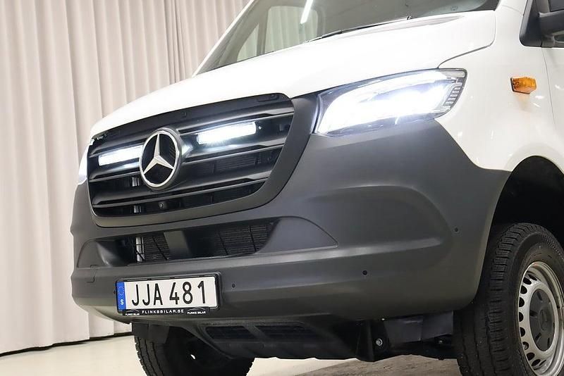 Begagnad Mercedes Sprinter 190 HK (139 kW) 2024 Vit Van