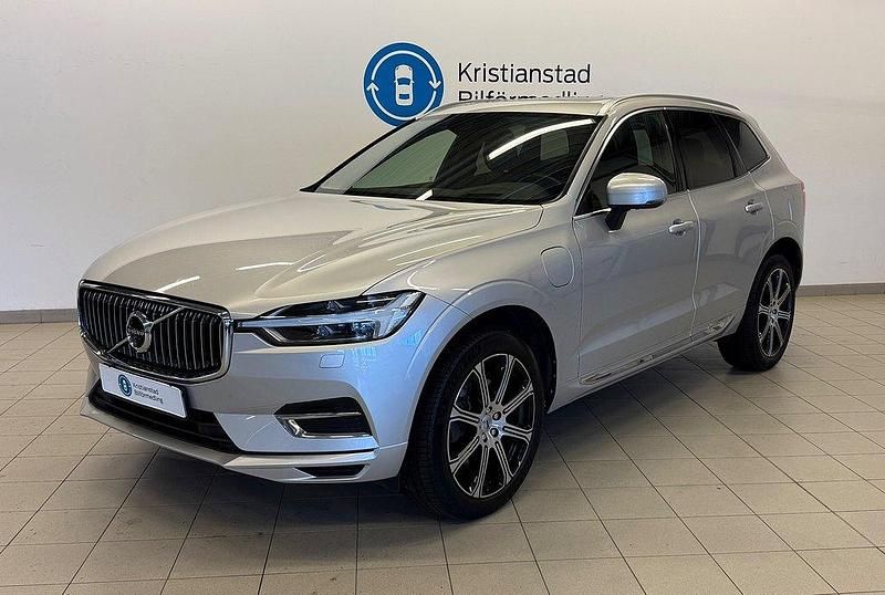 Silver Begagnad 2020 Volvo XC60 Inscription SUV | 339 900 kr (Marknadspris) - Bild 1/4