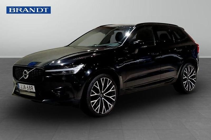 Svart Begagnad 2021 Volvo XC60 R-Design SUV | 319 900 kr (Marknadspris) - Bild 1/4