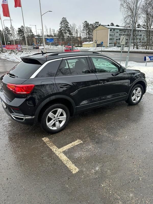 Begagnad VW T-Roc 116 HK (85 kW) 2020 Svart SUV
