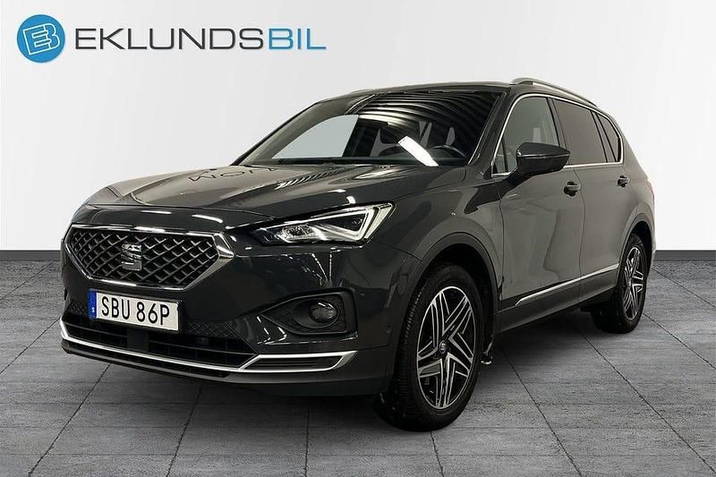 Grå Begagnad 2019 Seat Tarraco 4Drive SUV | 279 900 kr (Marknadspris) - Bild 1/4
