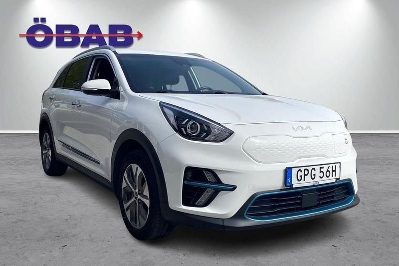 Begagnad Kia e-Niro Advance 150 kW (204 HK) 2022 Vit SUV