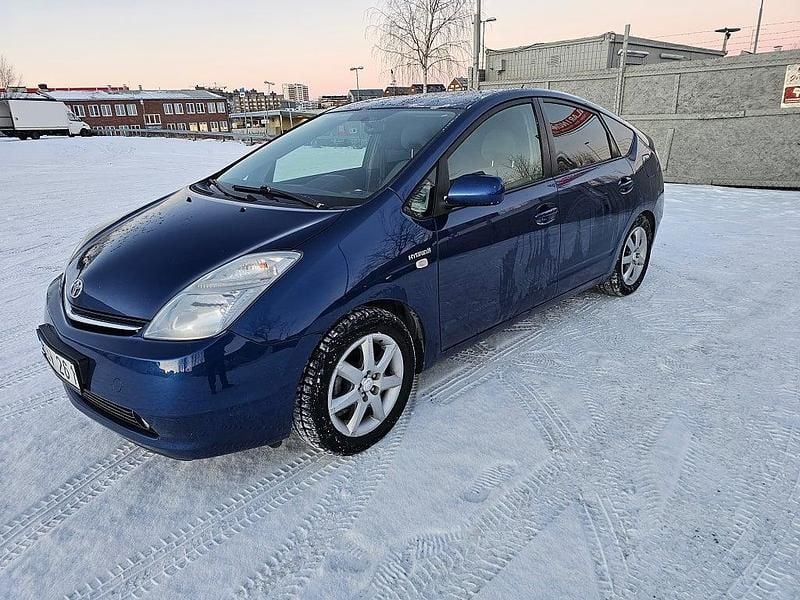 Blå Begagnad 2007 Toyota Prius Halvkombi | 59 000 kr (Marknadspris) - Bild 1/4