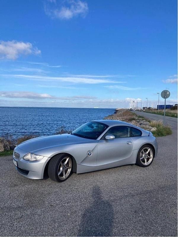 Grå Begagnad 2007 BMW Z4 Sportkupé | 249 000 kr - Bild 1/4