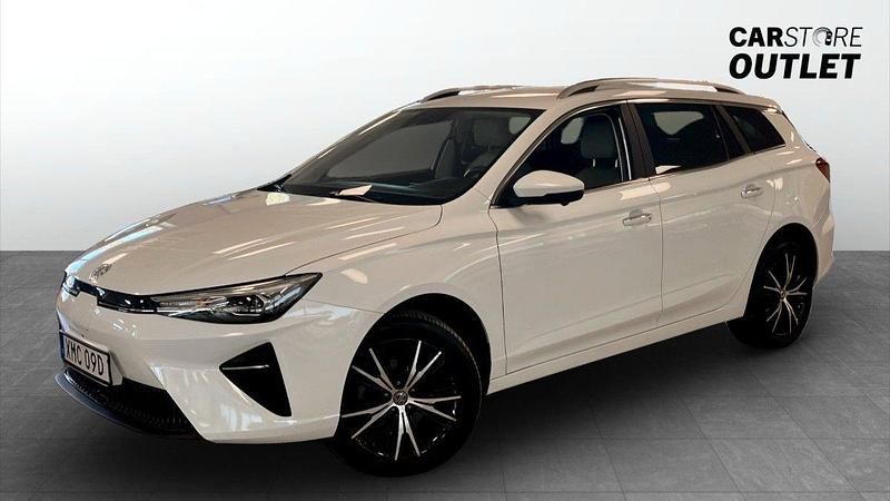 Vit (white) Begagnad 2022 MG MG5 EV Luxury Kombi | 199 900 kr (Superpris) - Bild 1/4