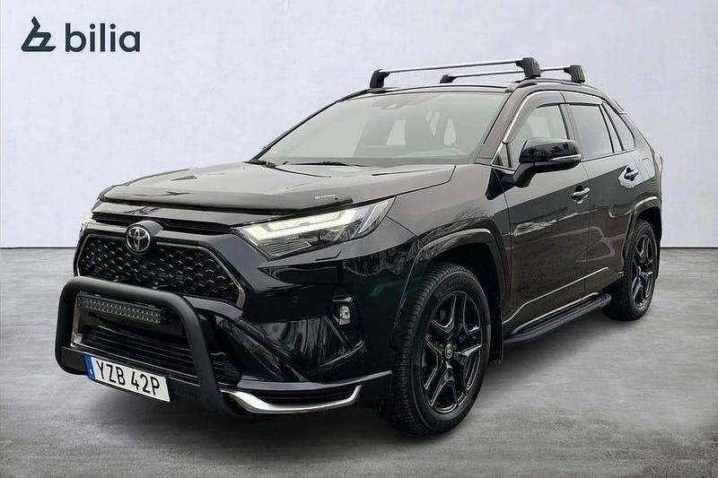 Svart Begagnad 2024 Toyota RAV4 Style | 539 900 kr (Lite dyr) - Bild 1/4