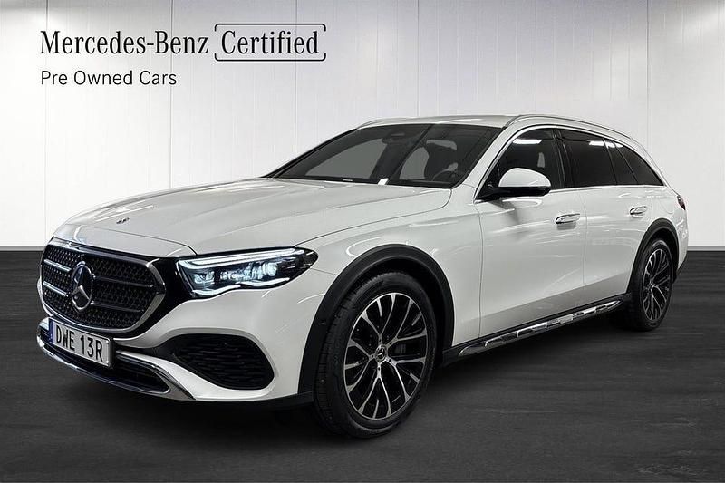 Vit Begagnad 2025 Mercedes E300 Avantgarde Kombi | 749 800 kr - Bild 1/4