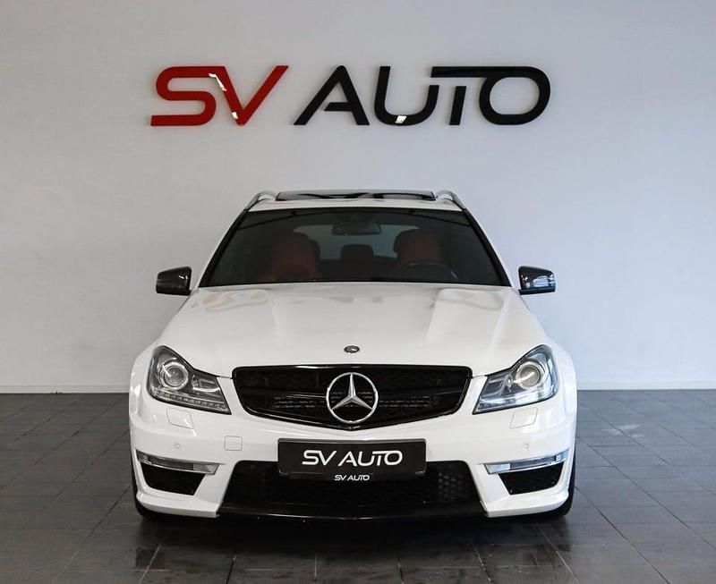 Begagnad Mercedes C63 AMG AMG 487 HK (358 kW) 2013 Vit Kombi