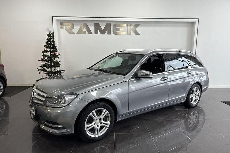 Silver Begagnad 2012 Mercedes C180 Avantgarde Kombi | 109 000 kr (Marknadspris) - Bild 1/4
