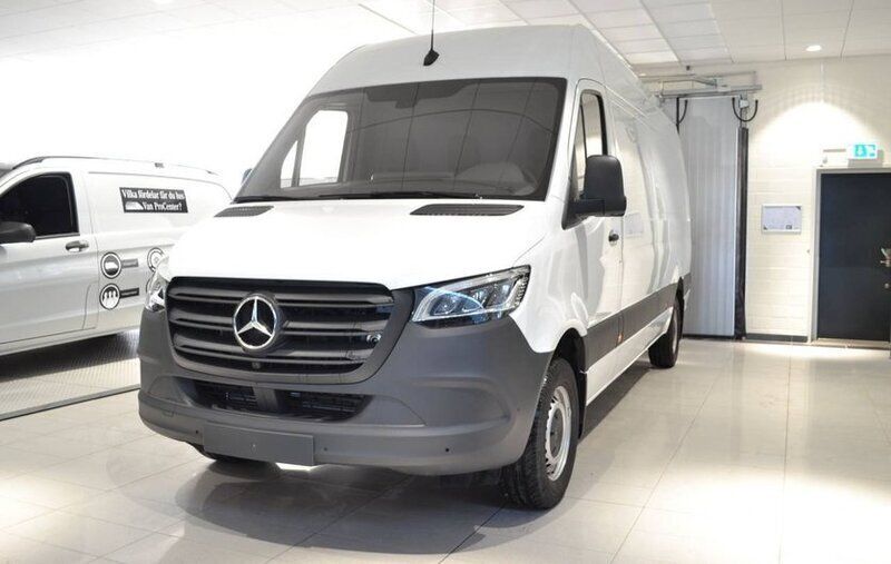 Vit Begagnad 2023 Mercedes Sprinter Van | 724 875 kr - Bild 1/4