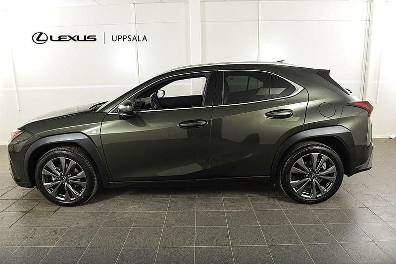 Ny Lexus UX 2025 Grön SUV