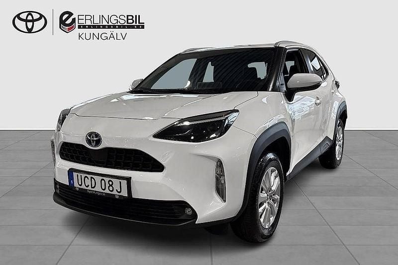 Vit Begagnad 2022 Toyota Yaris Cross Active SUV | 259 900 kr (Marknadspris) - Bild 1/3