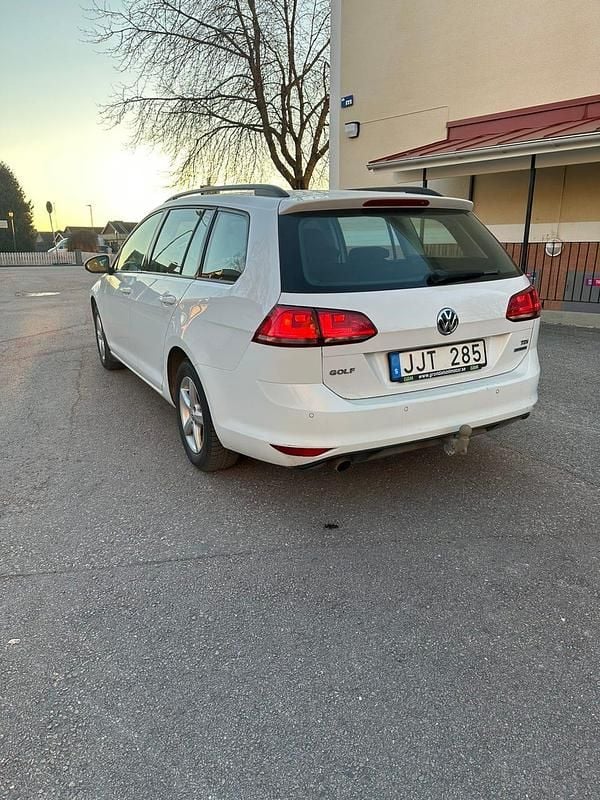 Begagnad VW Golf VII 105 HK (77 kW) 2014 Kombi