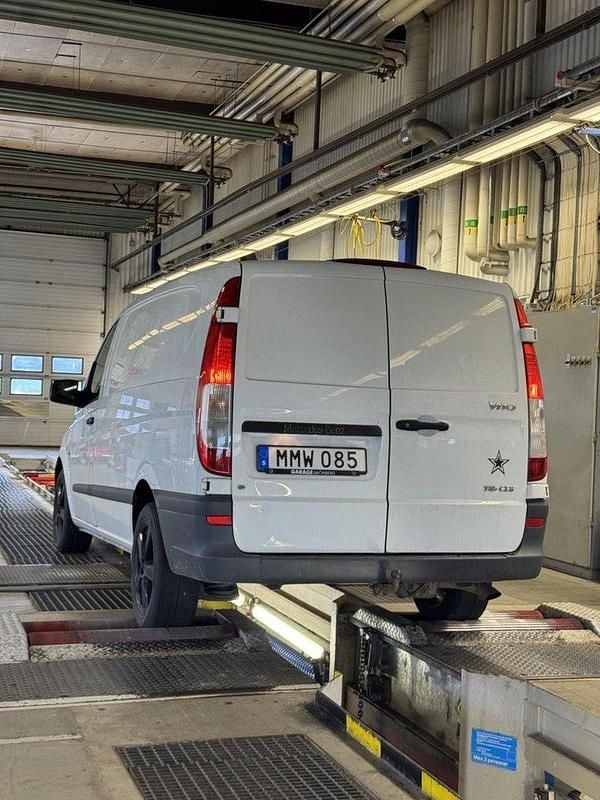 Vit Begagnad 2014 Mercedes Vito Minibuss | 65 000 kr (Bra pris) - Bild 1/4