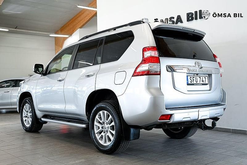 Begagnad Toyota Land Cruiser 2017 Silver
