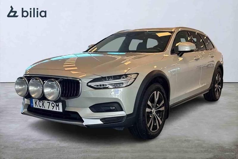 Vit Begagnad 2021 Volvo V90 CC Kombi | 369 900 kr - Bild 1/1