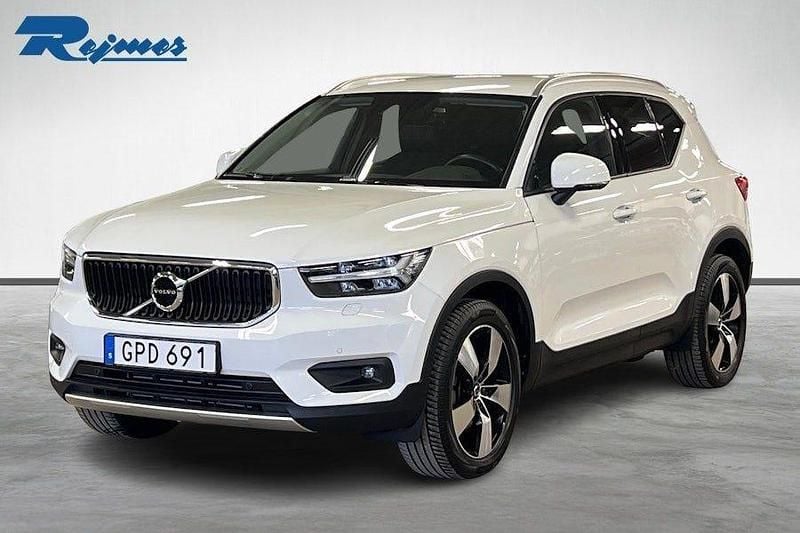 Begagnad Volvo XC40 Momentum 190 HK (139 kW) 2018 Vit SUV