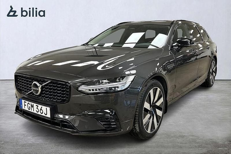 Grå Begagnad 2025 Volvo V90 Plus Kombi | 459 900 kr (Superpris) - Bild 1/3