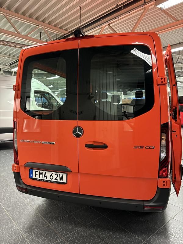 Ny Mercedes Sprinter 150 HK (110 kW) 2025 Orange Van