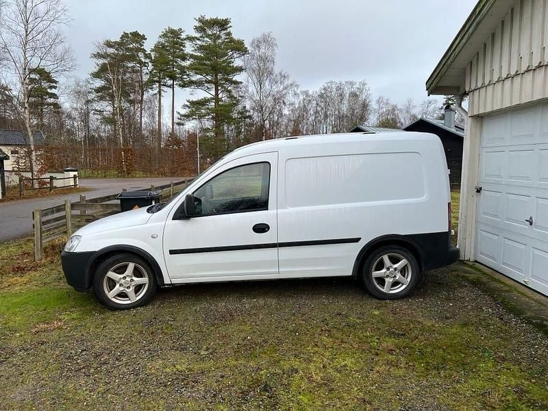 Begagnad 2007 Opel Combo Van | 29 500 kr (Marknadspris) - Bild 1/4