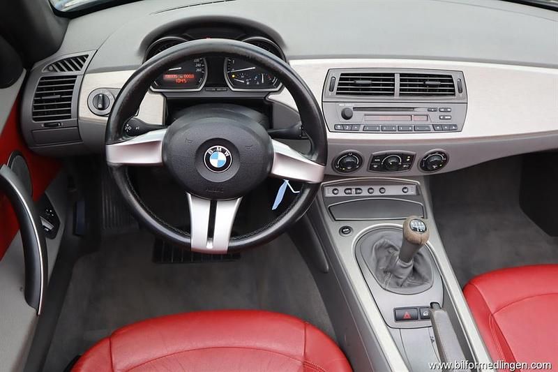 Begagnad BMW Z4 192 HK (141 kW) 2003 Svart samma som bilen Cab