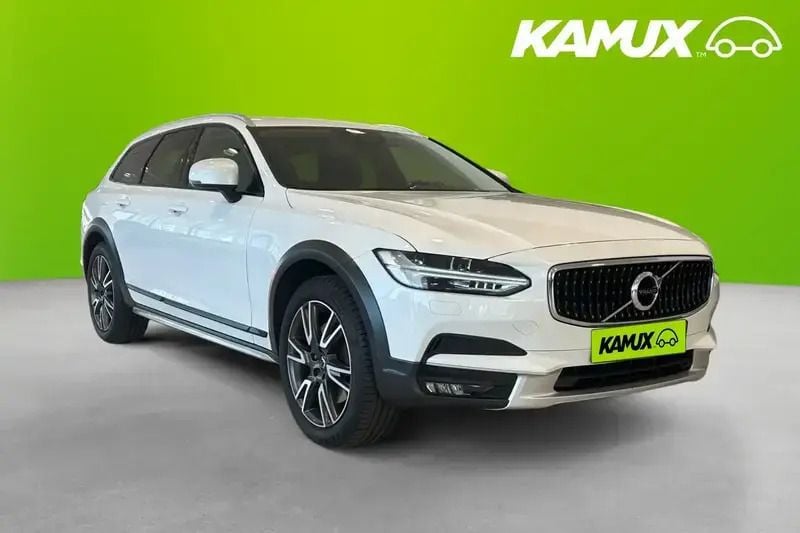 Vit Begagnad 2018 Volvo V90 CC Inscription Kombi | 298 700 kr (Marknadspris) - Bild 1/4