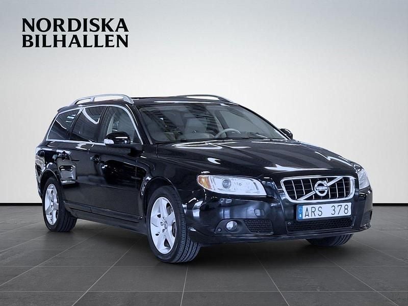 Svart Begagnad 2010 Volvo V70 Summum Kombi | 99 795 kr (Lite dyr) - Bild 1/4