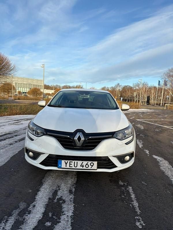 Begagnad Renault Mégane III 132 HK (97 kW) 2016