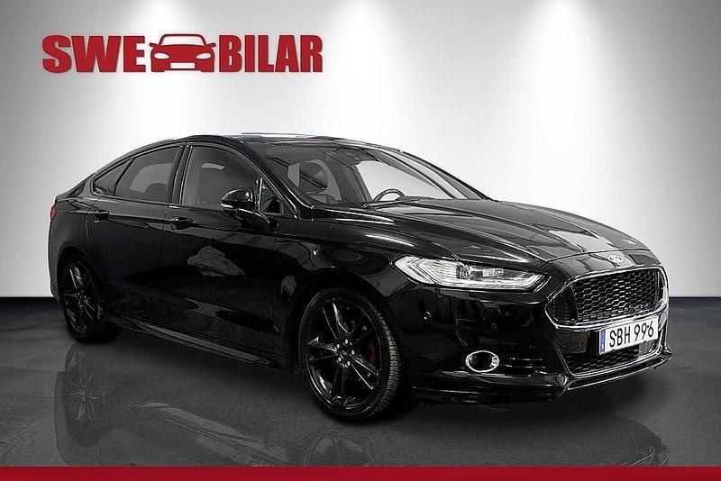 Begagnad Ford Mondeo ST-Line 241 HK (177 kW) 2018 Svart Halvkombi