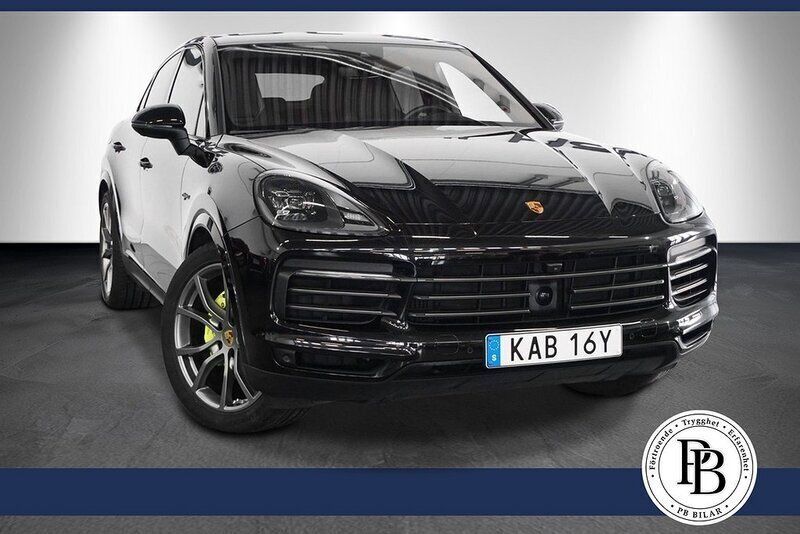 Svart Begagnad 2022 Porsche Cayenne Platinum Edition SUV | 889 900 kr (Dyr) - Bild 1/3