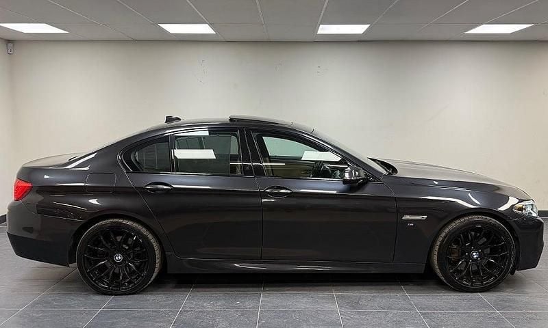 Begagnad BMW 535 M Sport 313 HK (230 kW) 2015 Mörkgrå Sedan